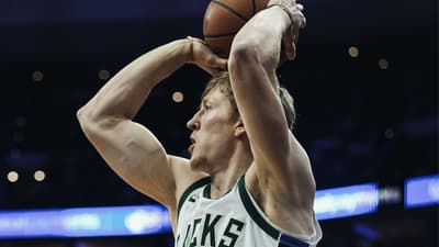 Highlights: AJ Green Scores 19 Points vs. Sixers | 04.12.26