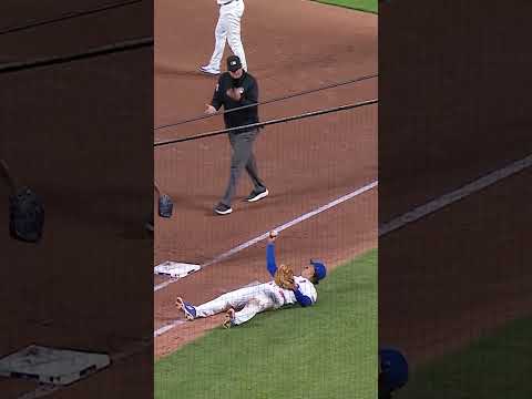 The ump did the thing 🤣🫵