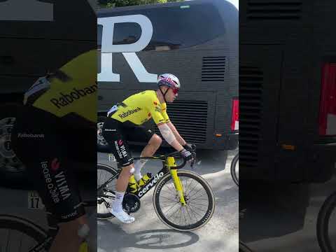 Wout van Aert with bandages