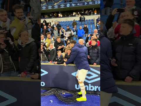 Olivier Giroud, Champion du Monde et acclamé partout 👏