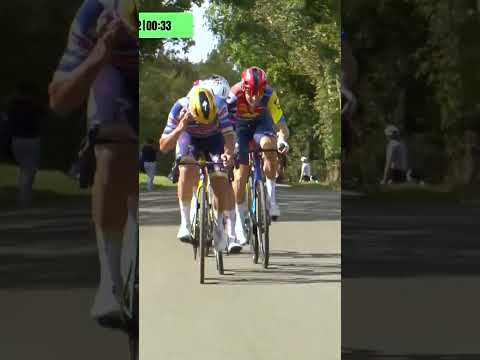 Remco on the move 👀Remco Evenepoel is on the attack at the Tour of Britain.