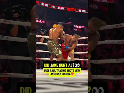 Jake Paul LANDING SHOTS on AJ👀