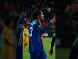 Kenji, make it a brace! 🔸🔹