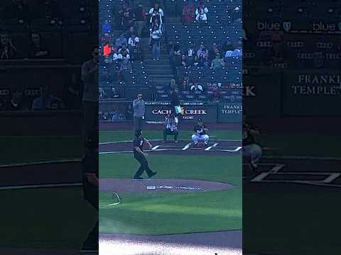 Solid first pitch from @gryffin 👏