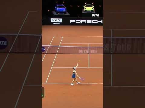 In control! Svitolina goes a set and a break up against Noskova in this quarterfinal. #PorscheTennis