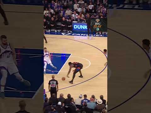 turning defense into offense 😤 #nba #nyknicks #deucemcbride #mitchellrobinson