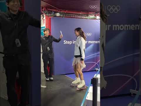 Behind the scenes at the #FigureSkating with legend Sakamoto Kaori 🤩❤️