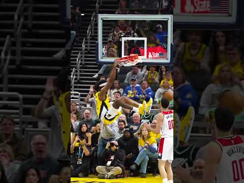 Isaiah Jackson Throws Down Off Dish from T.J. McConnell 💥