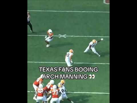 Arch Manning has struggled in the first half vs. UTEP