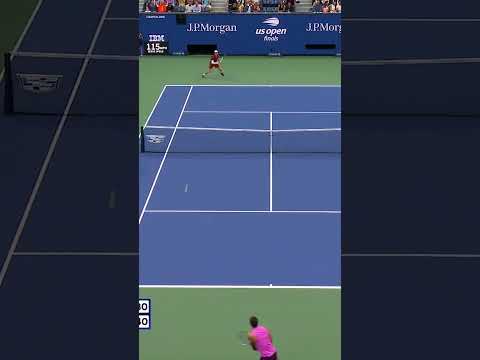 Alcaraz gets the crowd GOING! 😱