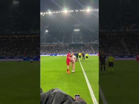 ❤️ Todo el cariño y fuerza, Javi, un niño de 8 años que sufre el síndrome NEDAMSS