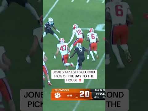 Ricardo Jones picks off LaNorris Sellers for the second time today & runs it in for the Tigers 😤