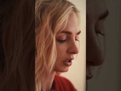 Brenden Dillon's wife Emma reads a letter to her husband