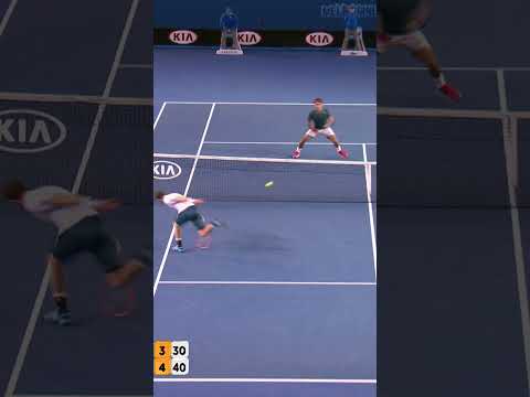 SILKY smooth from Federer! 🥶