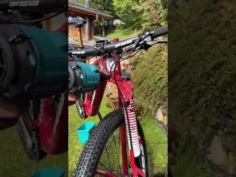 Nothing like a deep clean for a hard-working Scalpel ✨🫧​ #shorts #ridecannondale #cannondale #mtb ​