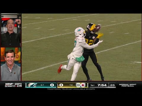 'OH NO!' 😱 Peyton & Eli Manning saw Tua Tagovailoa's interception coming before it happened 👀