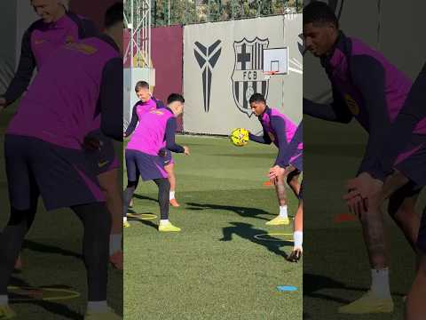 Roony takes the point 🔥 #shorts #fcbarcelona #football