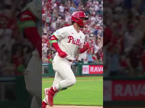 The Bank reacts to Bryce Harper's homer 🔊