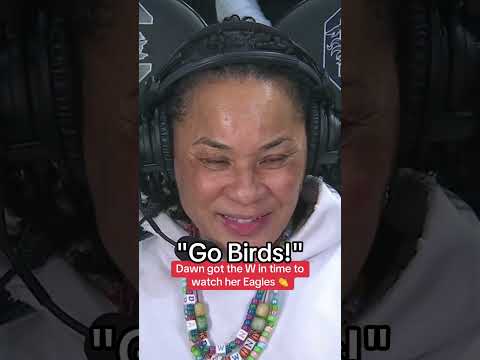 A win and the Eagles...a perfect day for Dawn Staley 🙌