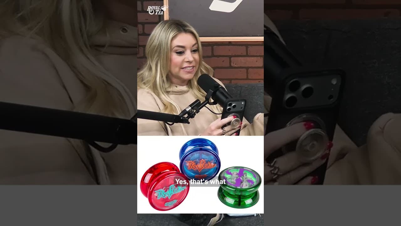 Yo-Yo's were such a big part of Kayla and Carrlyn's childhood 🤣  #podcast #lakings #gokingsgo