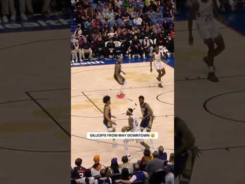 Collin Gillespie buries his 5th triple of the first half 👀