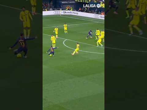 Raphinha almost with a rocket 😮‍💨🔥 #LaLigaHighlights #shorts #fcbarcelona #shortsfeed