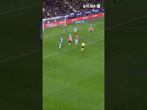 El disparo de Aimar Oroz en el #OsasunaAlavés #laligahighlights #osasuna #laliga