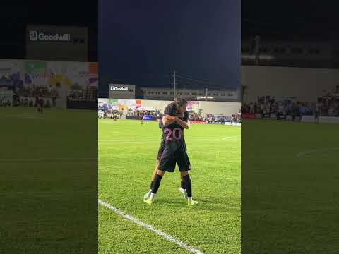 Primer grito de Santi, primer grito en Presagio 🤩🖤