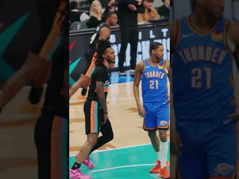 Castle climbed the ladder 🪜  #spurs #nba #stephoncastle