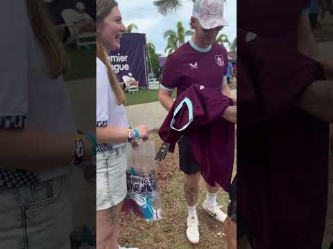 Giving back to a Claret in Tampa Bay 👏 #burnleyfc #football #premierleague #tampabay