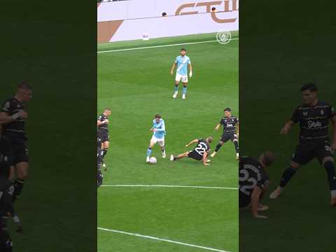 Could you take the ball off Bernardo & Foden? ⚽️ #skills #football #mancity #foden #bernardo #shorts