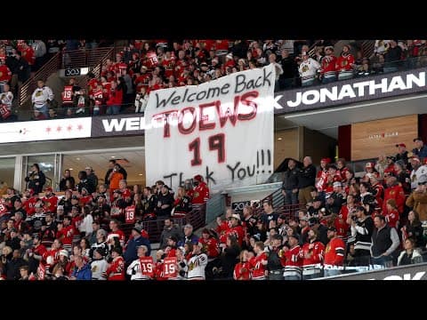 Standing Ovation for #19 | Chicago Blackhawks