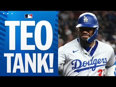 Teoscar Hernández muscles out his 25th home run of the season! 💪