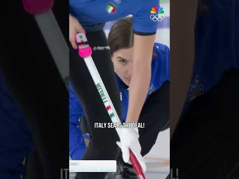 Stefania Constantini seals Italy's 8-6 win over Japan in the 10th end with a 2-pointer! 🥌