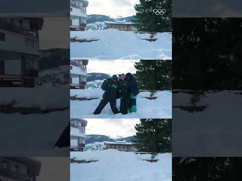 Can we hang out with the Jamaican bobsleigh team all the time? 🖤💛💚#MilanoCortina2026