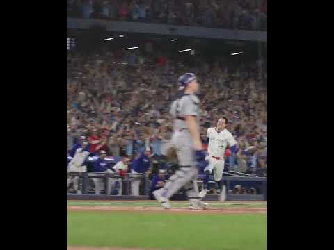 The Blue Jays extend their lead! 😤 #WorldSeries