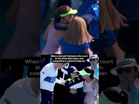 Sonmez and Alexandrova stopped mid-match to bring her to the shade and offer water 👏