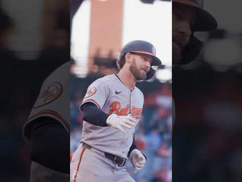 Taylor Ward homers in his first game back in Anaheim!!