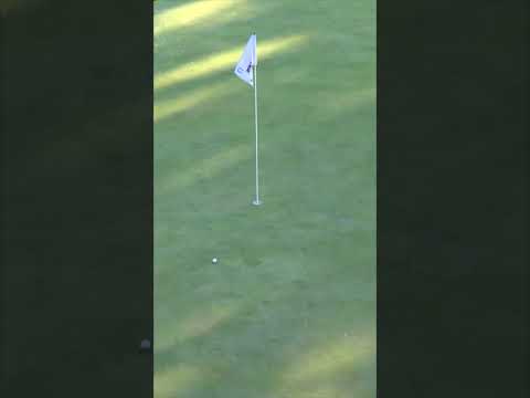 Eric Cole kissed the flagstick! 😙⛳