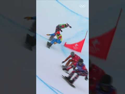 Austria’s Alessandro Haemmerle claimed gold in the men’s snowboard cross at Beijing 2022! 🥇🏂