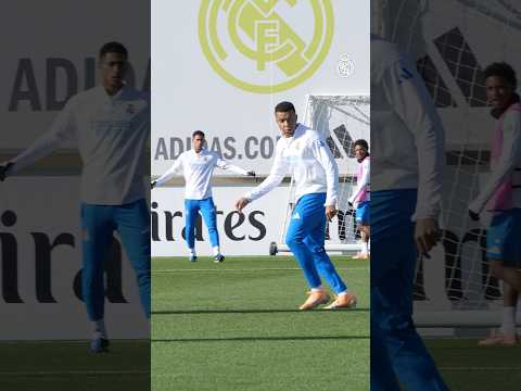 👊 READY FOR THE CHAMPIONS LEAGUE! #RealMadrid #UCL