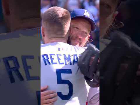 Freddie Freeman grabs the ball from Clayton Kershaw one last time ... 💙
