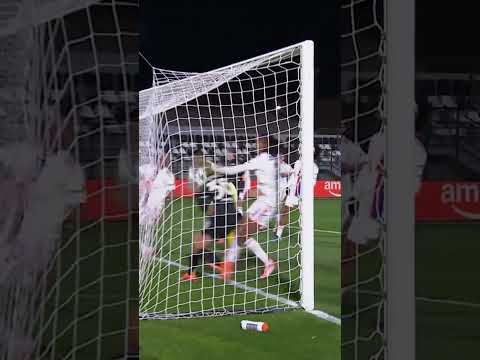 What Beccari did 😯 | #uwcl #championsleague #womensfootball