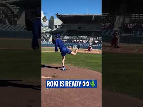 We're so back ⚾ (Dodgers' Roki Sasaki back and throwing!)