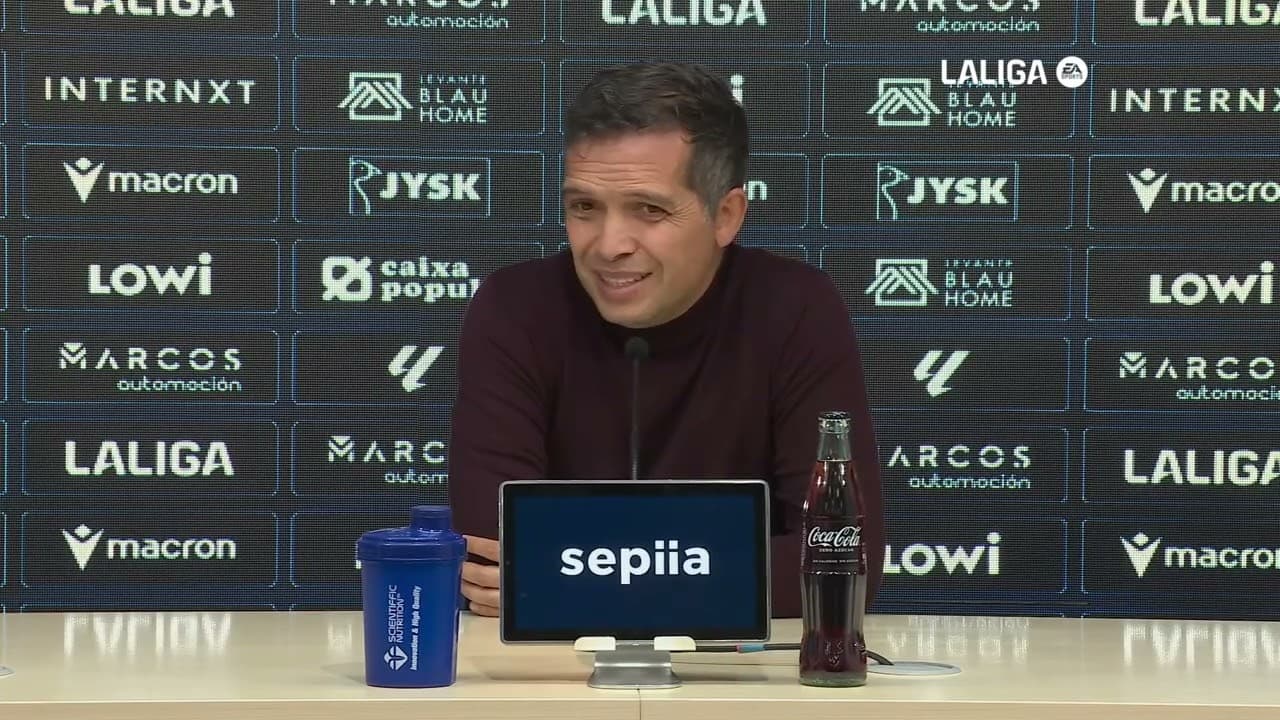 Rueda de prensa de Luís Castro tras el encuentro Levante UD - Getafe CF | Levante UD