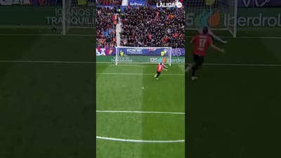 El gol de Ante Budimir en el #OsasunaRealBetis #LaLigaHighLights