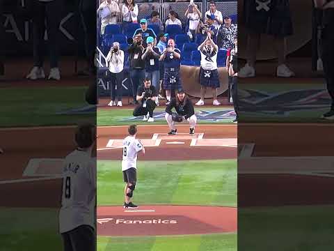 Scottish footballer Billy Gilmour threw out the 1st pitch in Miami!