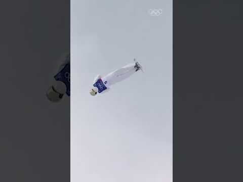 Wang Xindi wins gold in the #FreestyleSkiing men’s aerials at #MilanoCortina2026!🥇