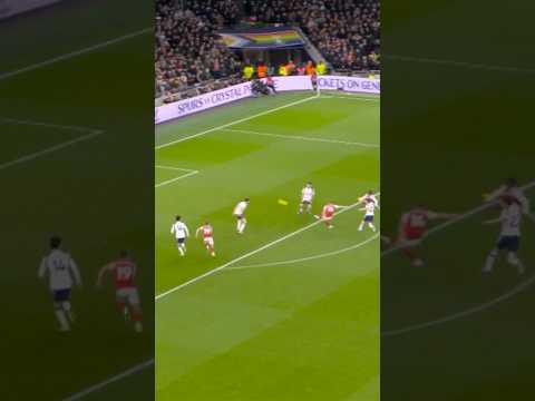 GYOKERES SCREAMER AGAINST SPURS!