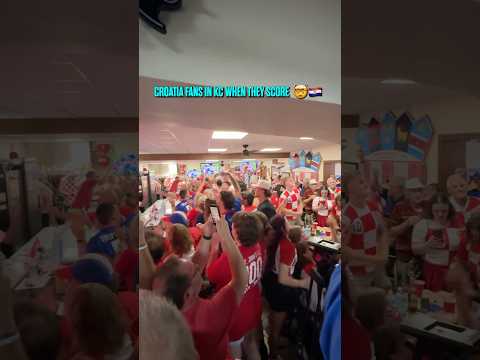 Absolute scenes for Croatia’s equalizer 🔥 #worldcup #soccer #croatia #goal #kansascity